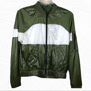 Under Armour Metallic Green White Windbreaker Jacket Sz S • HeatGear • NWT